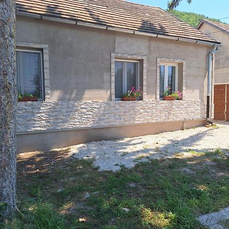 Balcsi1 Διαμέρισμα Balatonfůzfő Εξωτερικό φωτογραφία